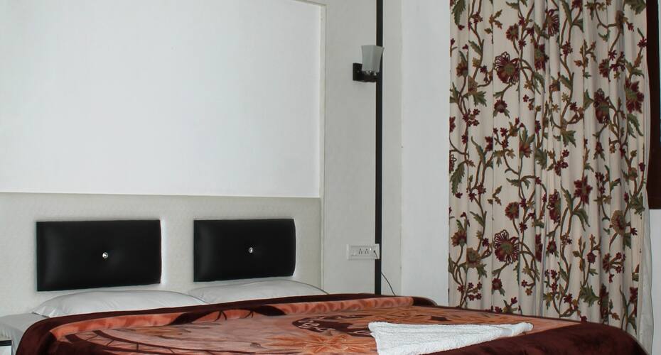 Grand Rayan Hotel, Srinagar 5